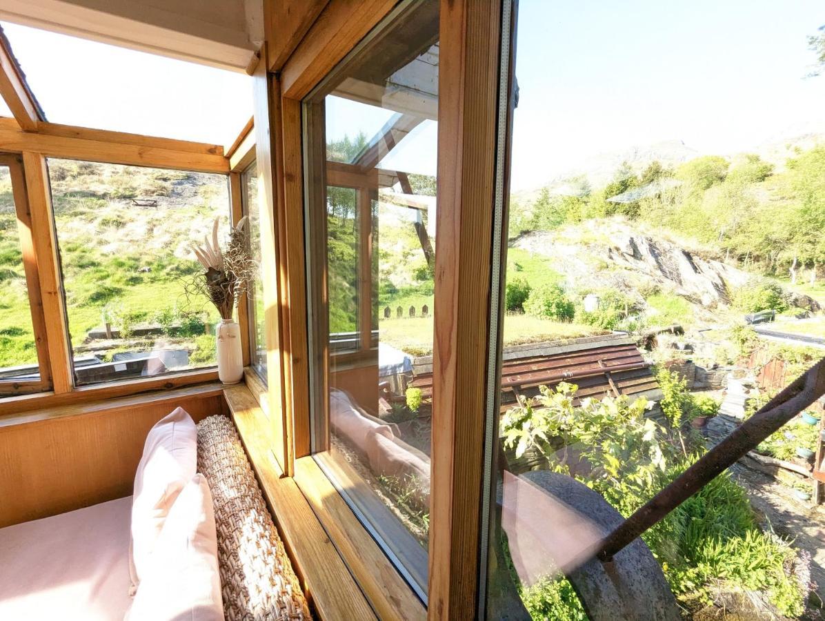 Bryn Elltyd Eco House Guest House Blaenau Ffestiniog Exterior photo
